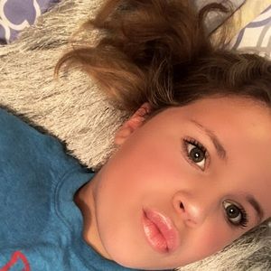 Meet your Posher, Avery